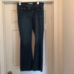 Dark medium blue Levi jeans! Great condition